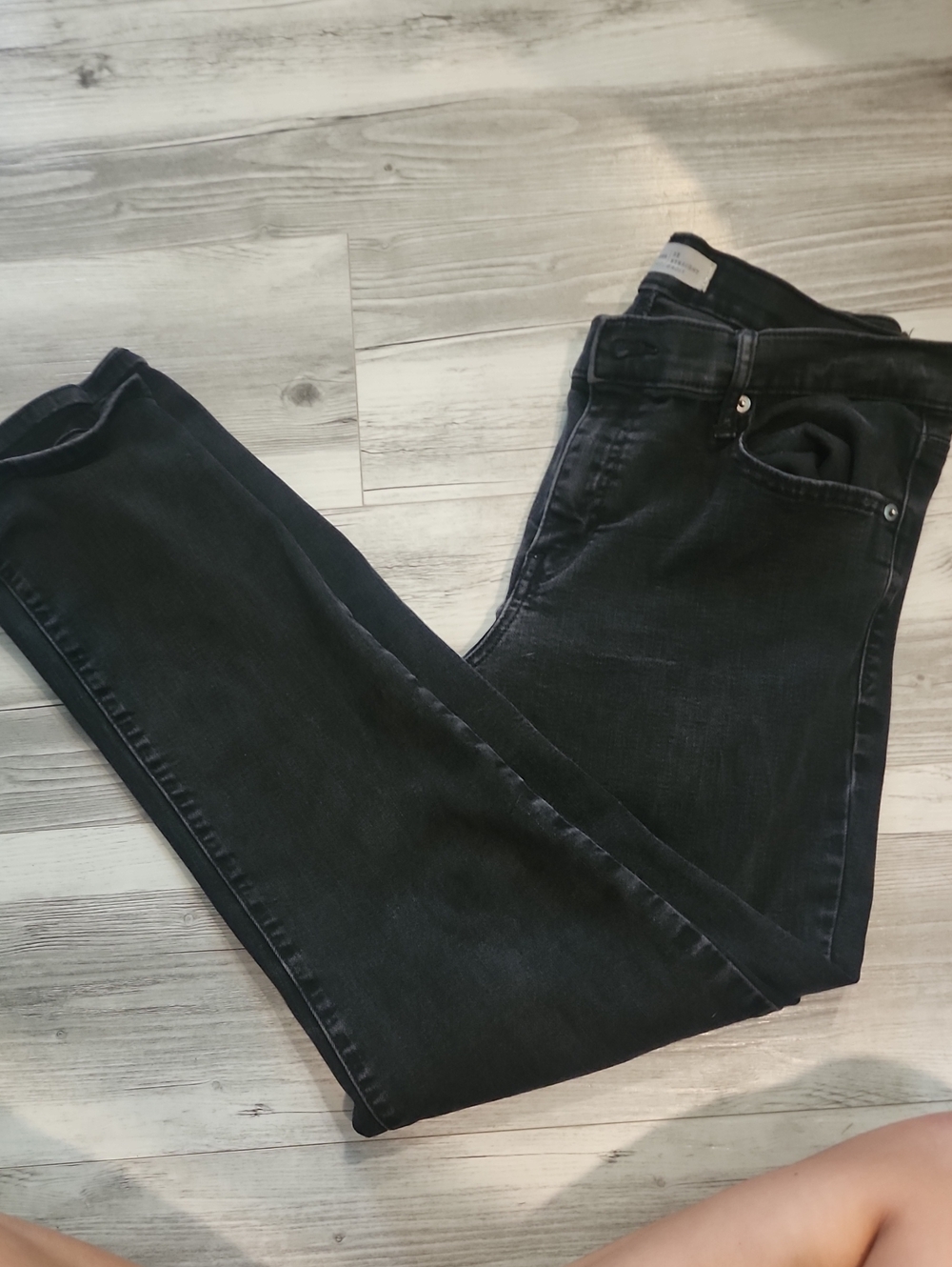 GAP Women's Straight Leg Black Jeans